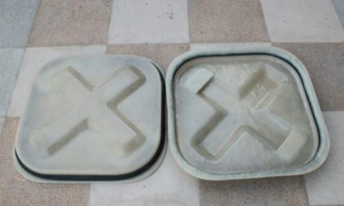 Manhole cover push type